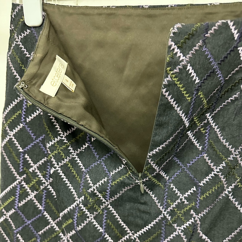 Etcetera gray embroidered plaid skirt size 4 EUC - Picture 5 of 7